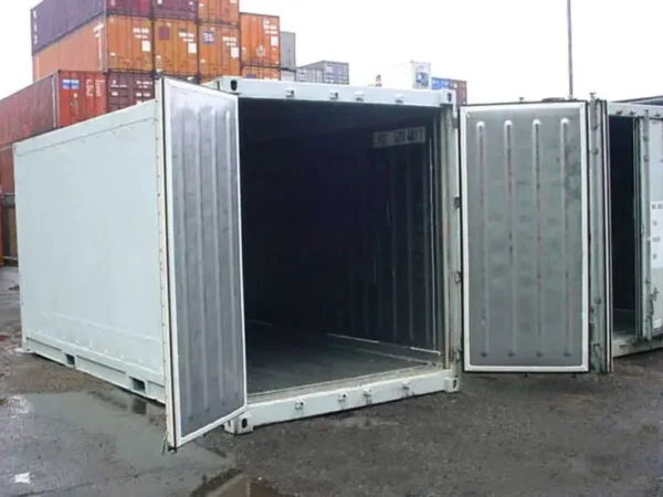 Insulated-Containers-002.jpg