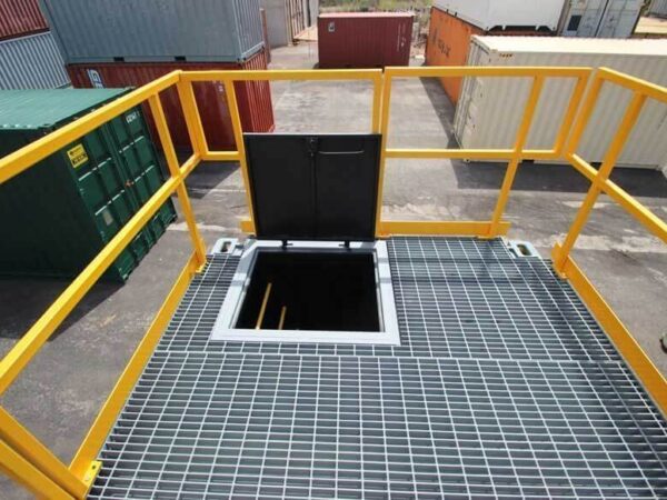 shipping-containers-tradeshow-displays-002.jpg